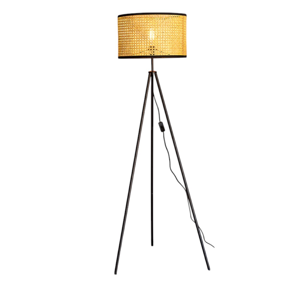 Lámpara de pedestal Ian base negra pantalla ratán 160cm