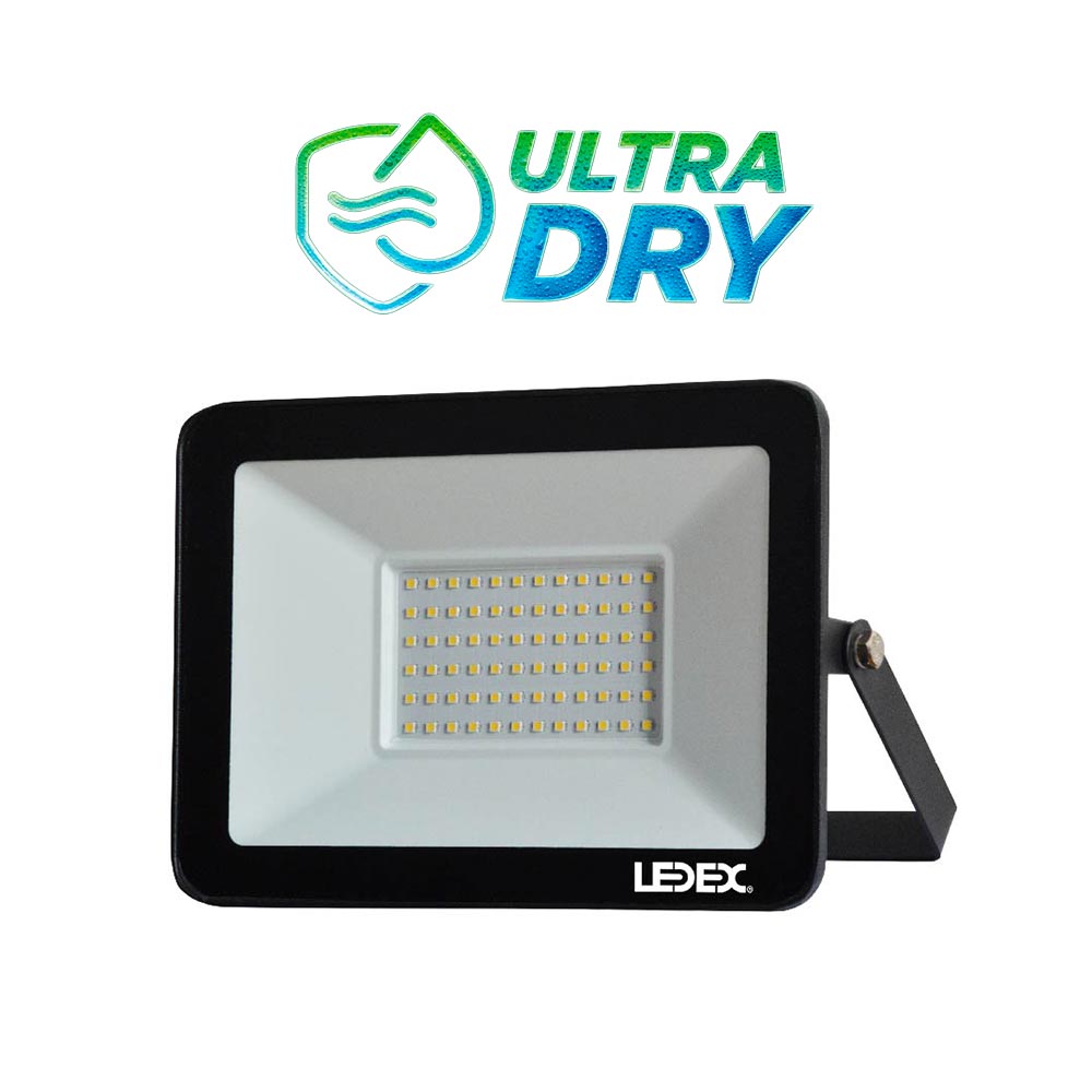 Proyector LED 20W 3000K Con Dispositivo Antifiltracion