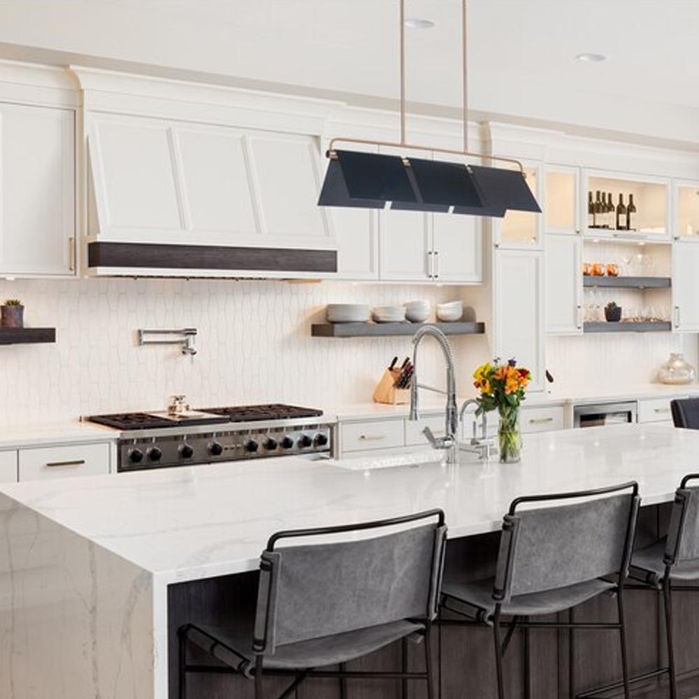 Lampara LED colgante Tente black/gold con luz cálida 32W