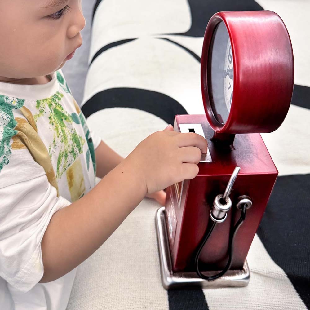 Reloj – alcancía de estación de gasolina 32cm