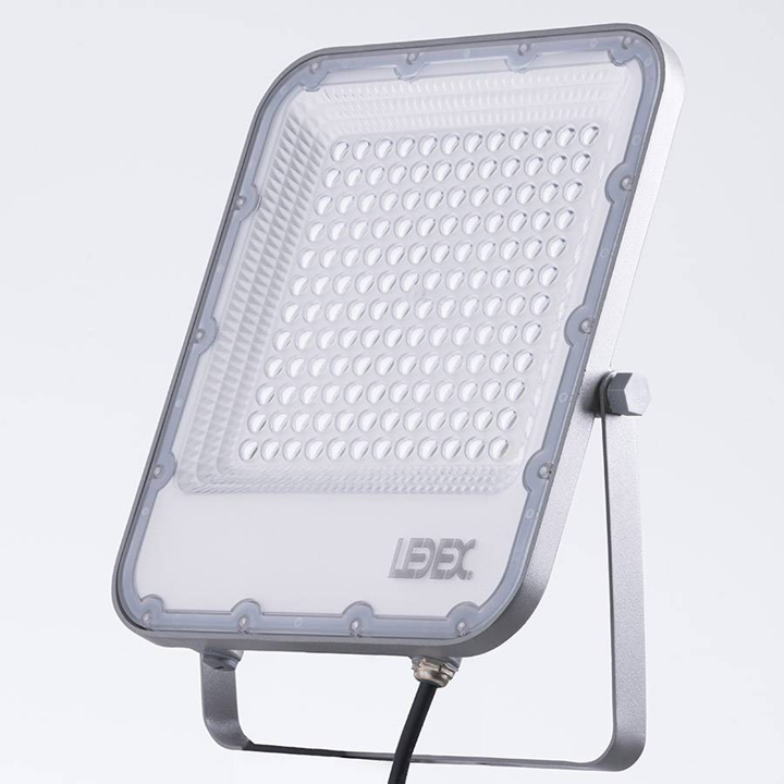 Proyector Led SMD 200W 24000LM 5700K FP>0.9 IK08 IP65