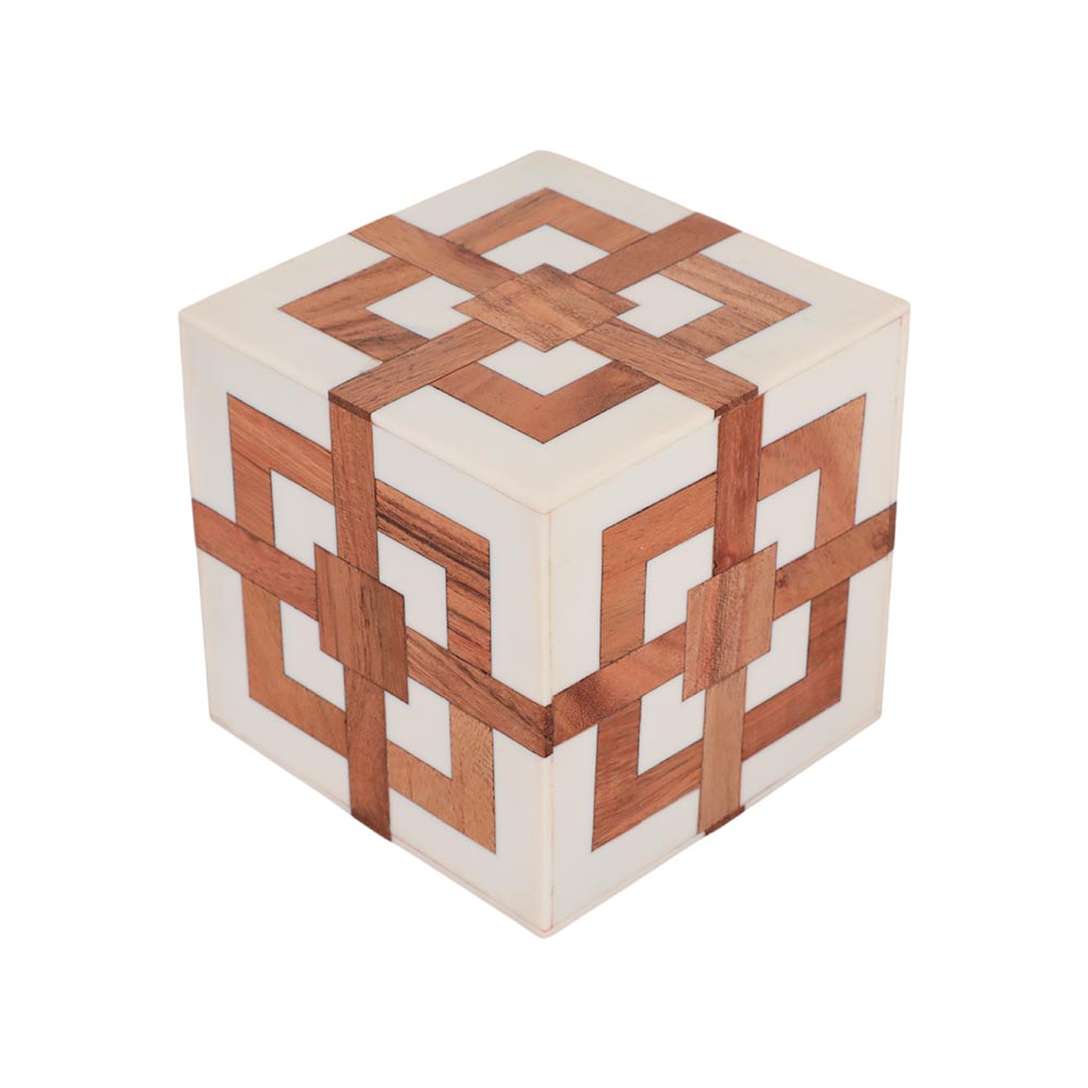 Cubo de resina con detalle de madera ivory
