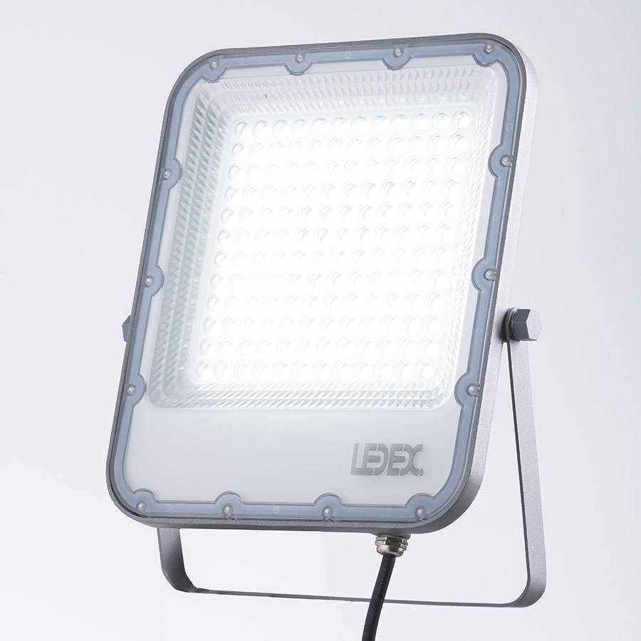 Proyector Led SMD 100W 12000LM 5700K FP>0.9 IK08 IP65