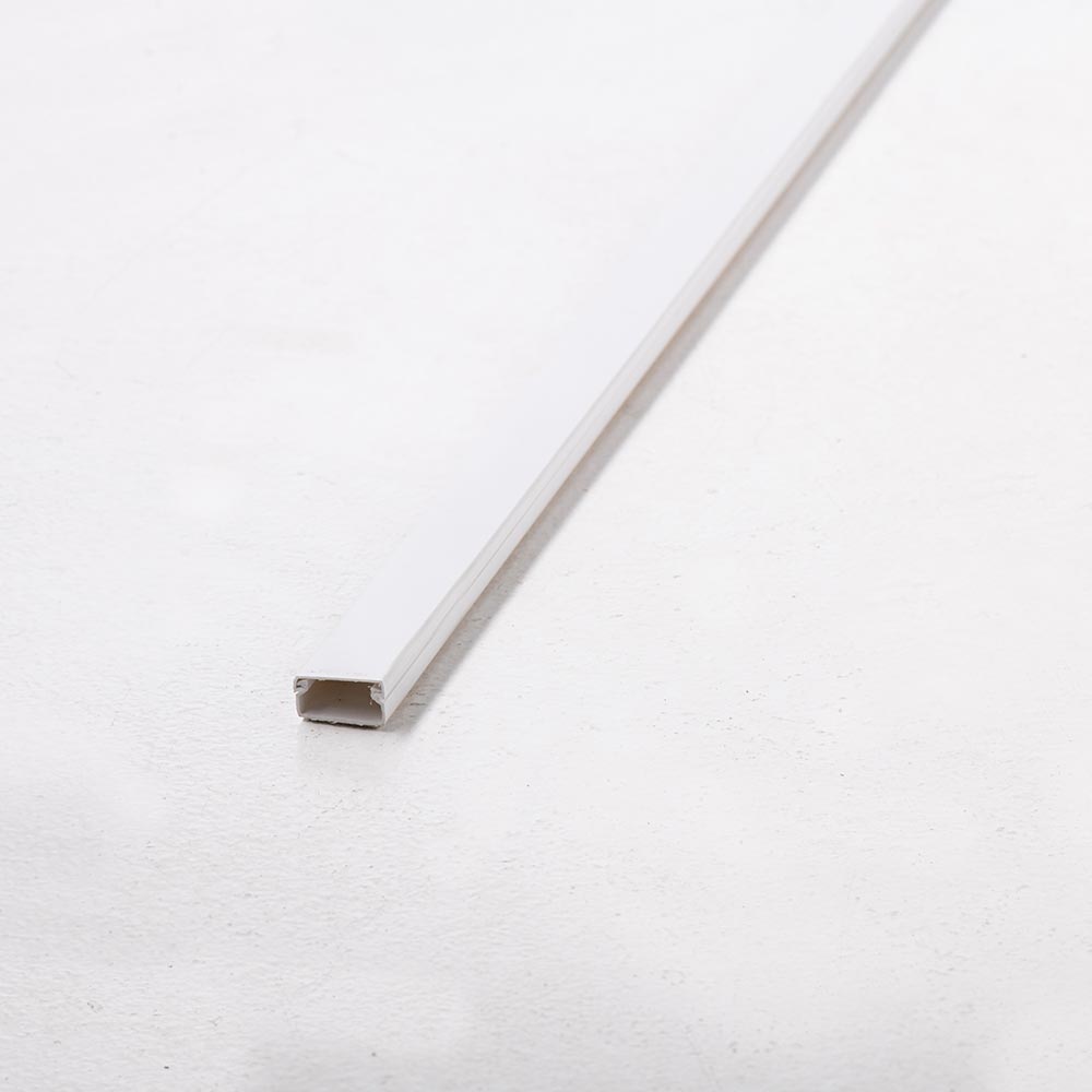 Canaleta PVC 20x10mm  blanca con adhesivo KONEX